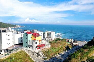 Donghae Red Roof Pension