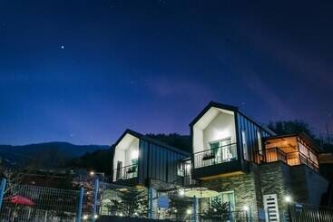 Gapyeong Twelve Pension