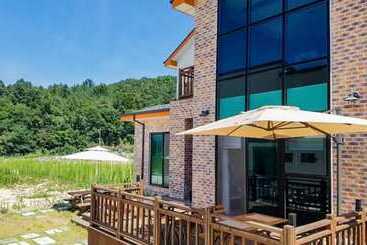 Gimcheon Hanawagachi Pension