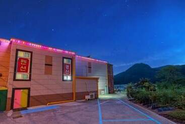 Gyeongsan Gyeongsan Pension