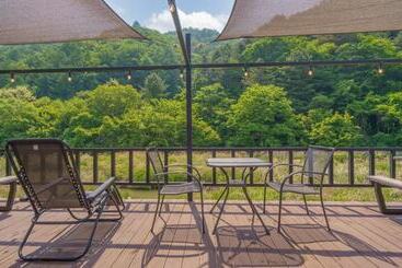 Hongcheon Deopyeonhan Pension