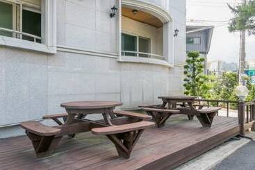 Muju Rainbow Pension