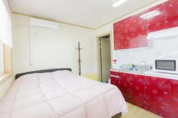 Muju Seolguk Pension