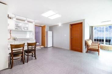 Namhae Baramundeok Pension