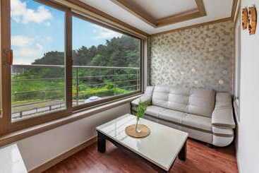 Yangyang Mama Healing House Pension