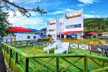 Pension (Hôtel basse catégorie) Nanhae Jeogsila Pool Villa