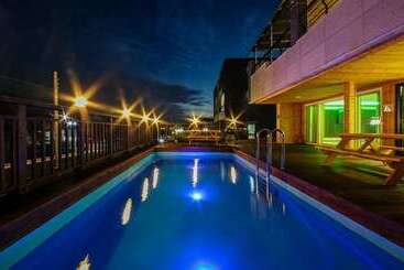 بنسيون Pohang Blue Hill Pool Villa