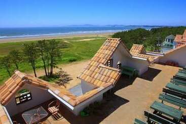 Taean Napoli Pension