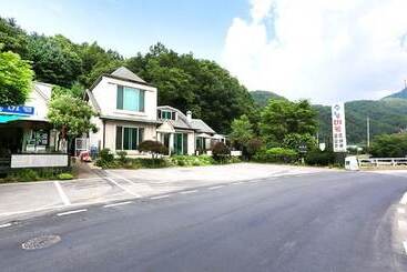 Yangpyeong Gewolga Pension
