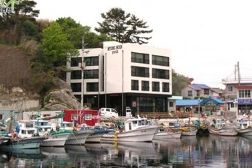 Yangyang Sea Garden Pension