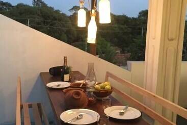 בית מלון כפרי Nathariya Negombo