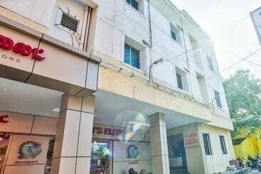 酒店 Theertha Park