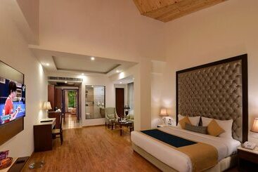 ホテル Glenview Resort Kasauli, A Member Of Radisson Individuals