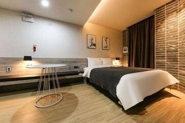 فندق على الطريق Cheonan Mi