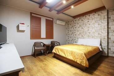 Motel Cheonan Say