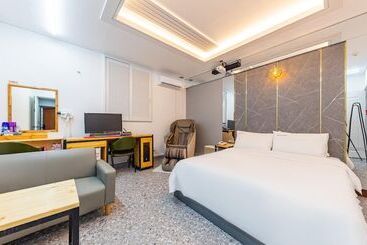 Motel Good Time At Gyeryong