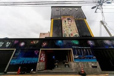 فندق على الطريق Gyeongsan Chyam