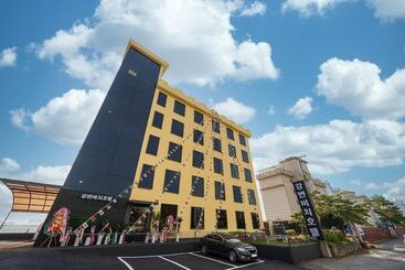 Motel Namyangju River Beach