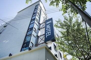 Motel Tongyeong W