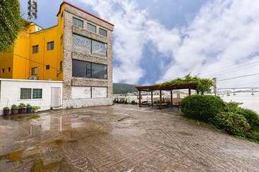 Tongyeong Gaetbawi Pension