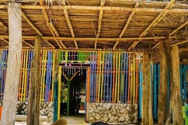 בית מלון כפרי Los Colores De Swami