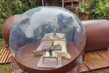 هتل Mindo Glambird Glamping & Lodge