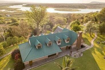 Riverview Lodge & Wellness Centre