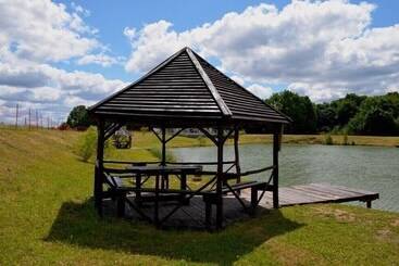 هتل Tyagachev Ski Resort