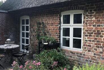 Bed and Breakfast Agerfeld Gl. Skole