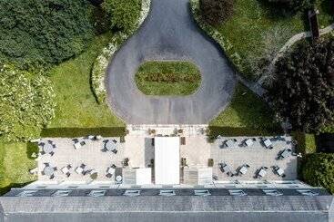 Отель Le Pré Saint Germain