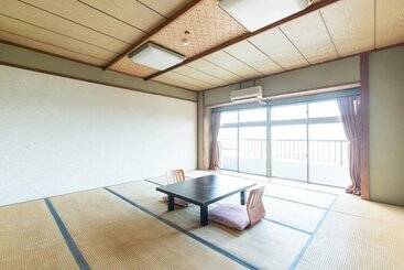 בית מלון כפרי Tabist Miyoshi Ryokan Odawara Manazuru