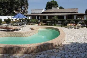 ペンション Bahamas Guest