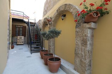 פנסיון Hilmi Efendi Guest House