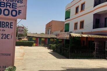 بنسيون Les Salysiens