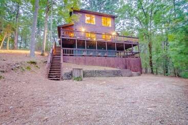بيت ريفى Ridgeview Retreat Seclude Cabin Includes Wifi, Cable, And Charcoal Grill By Redawning