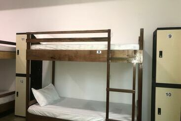 Spot On 89767 Memoire Lodging   Hostel