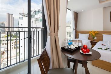 Xo Hotel & Apartments