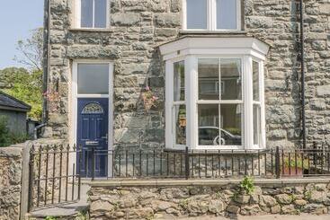 Сельский дом Angorfa