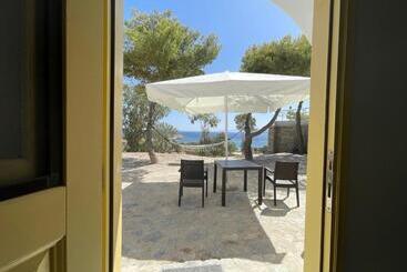 בית מלון כפרי Archipelagos Boutique