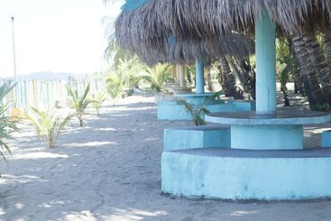 בית מלון כפרי Labros Adventure Camp And Waterfront