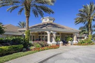 公寓式酒店  Our Quiet Retreat By Villadirect