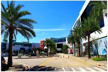 پانسیون Tumbler Travel