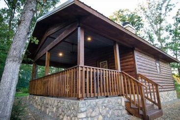 بيت ريفى Sunsettin Cabin With Fireplace, Free Wifi, And Parking Onsite By Redawning
