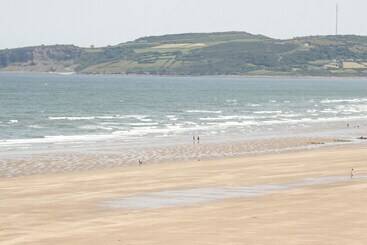 بيت ريفى Ty Gilbert