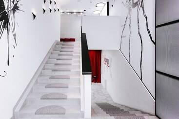 Vdali Poshtel   Hostel