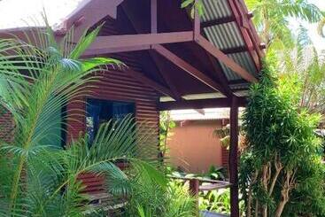 هاستل Airlie Beach Magnums   Adults Only