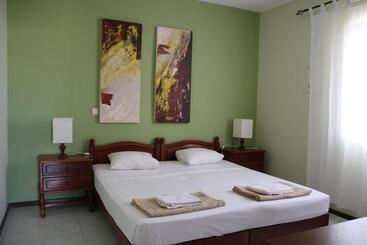 הוסטל Residencial Raiar