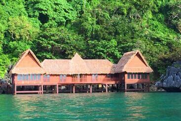 Cauayan Island Resort And Spa