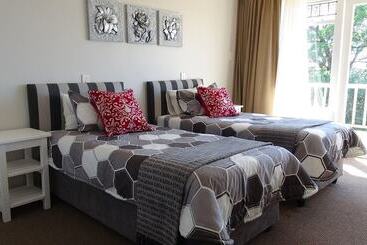 فندق Carmel Guest Farm