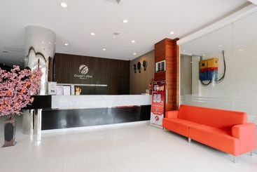 هتل Collection O 1279  Grand Celino Makassar